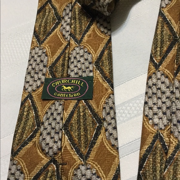 Churchill Silk Tie 🍒🦚 - Picture 3 of 4